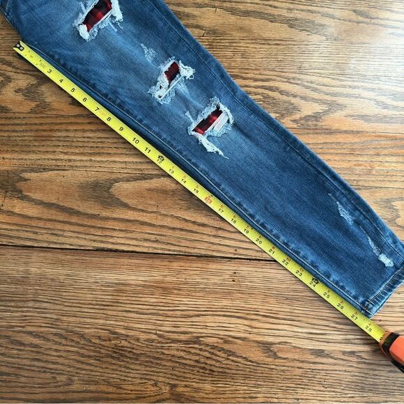 Judy Blue Jeans Buffalo Plaid Mid Rise Skinny Fit Distressed Women’s Size 5 / 27 - Picture 7 of 8
